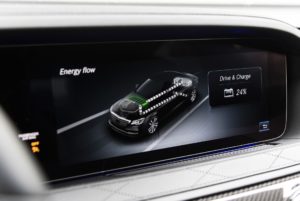 Mercedes-Benz S 560 гибрид 2019